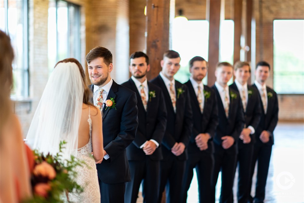 must know wedding tips