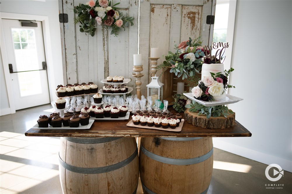 Cake table, wedding, dessert