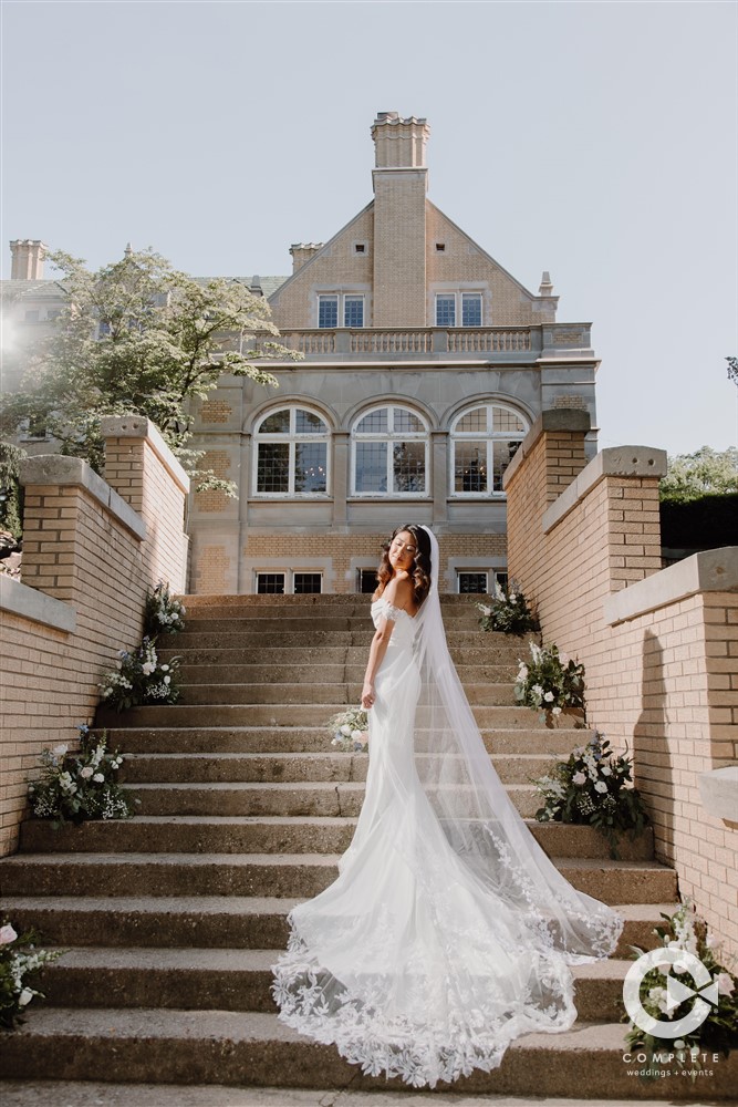 Laurel Hall bridal portraits