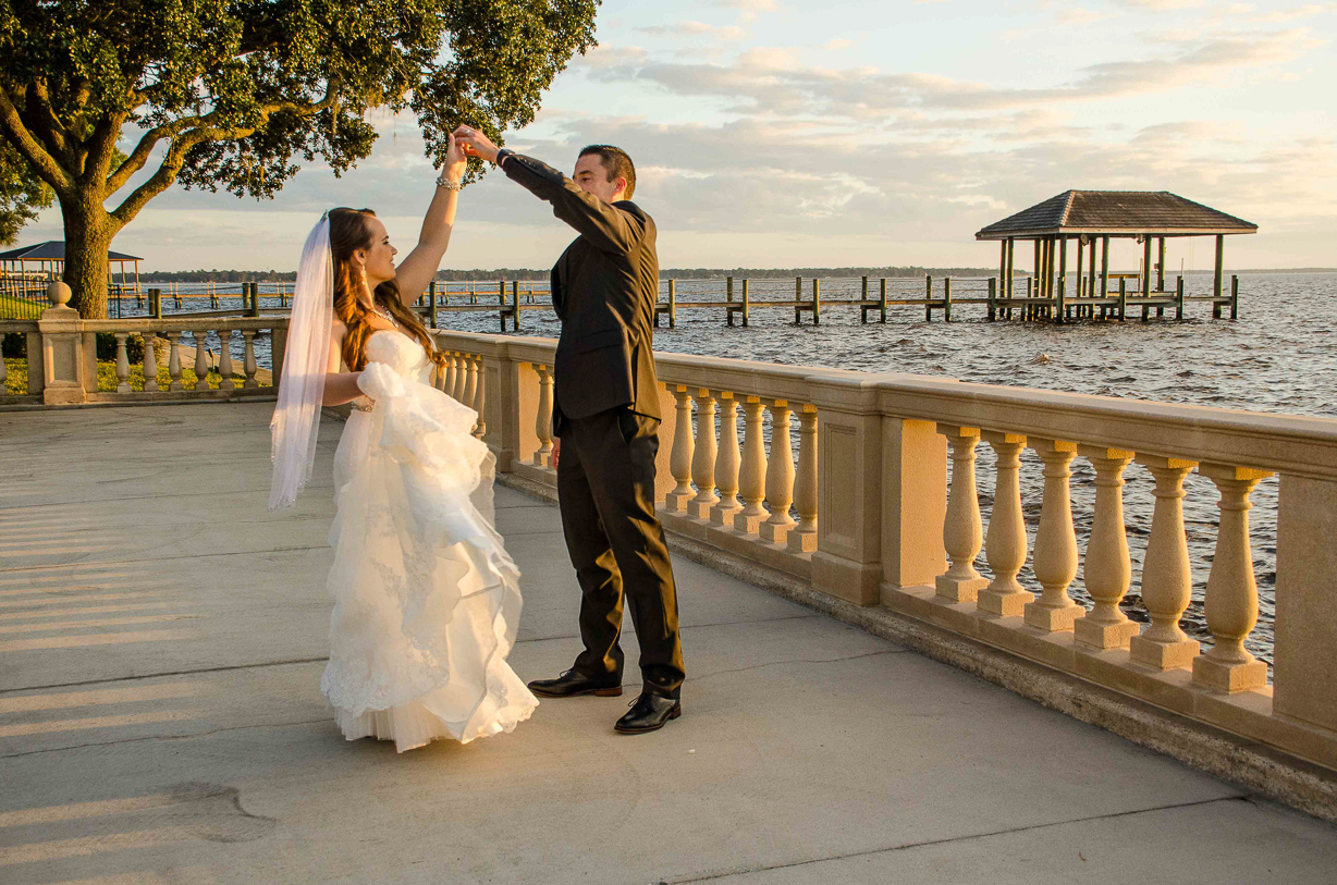 6 Reasons Why You Should Live Stream Your Jacksonville Wedding
