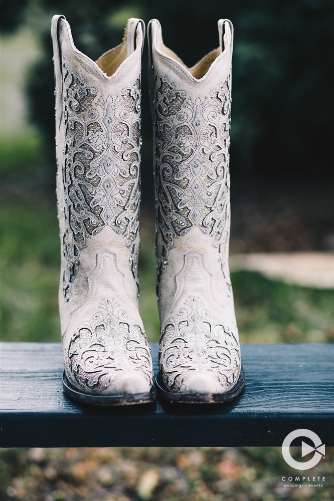 Wedding day boots at Laytn's Land-n for Fall wedding in Yustes