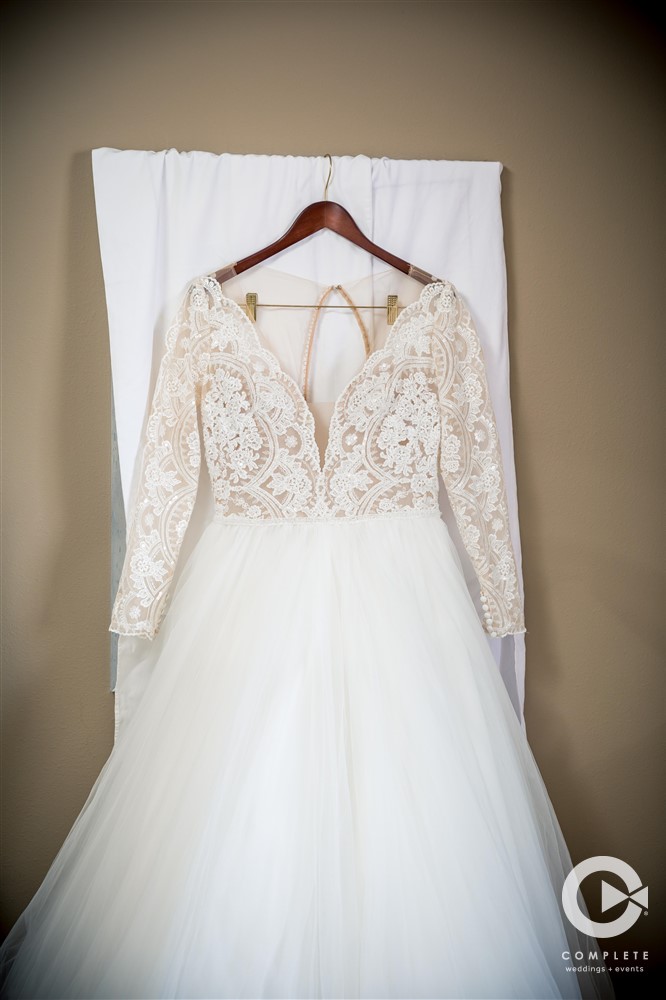 Treaty Park wedding outdoor wedding dress in Jacksonville