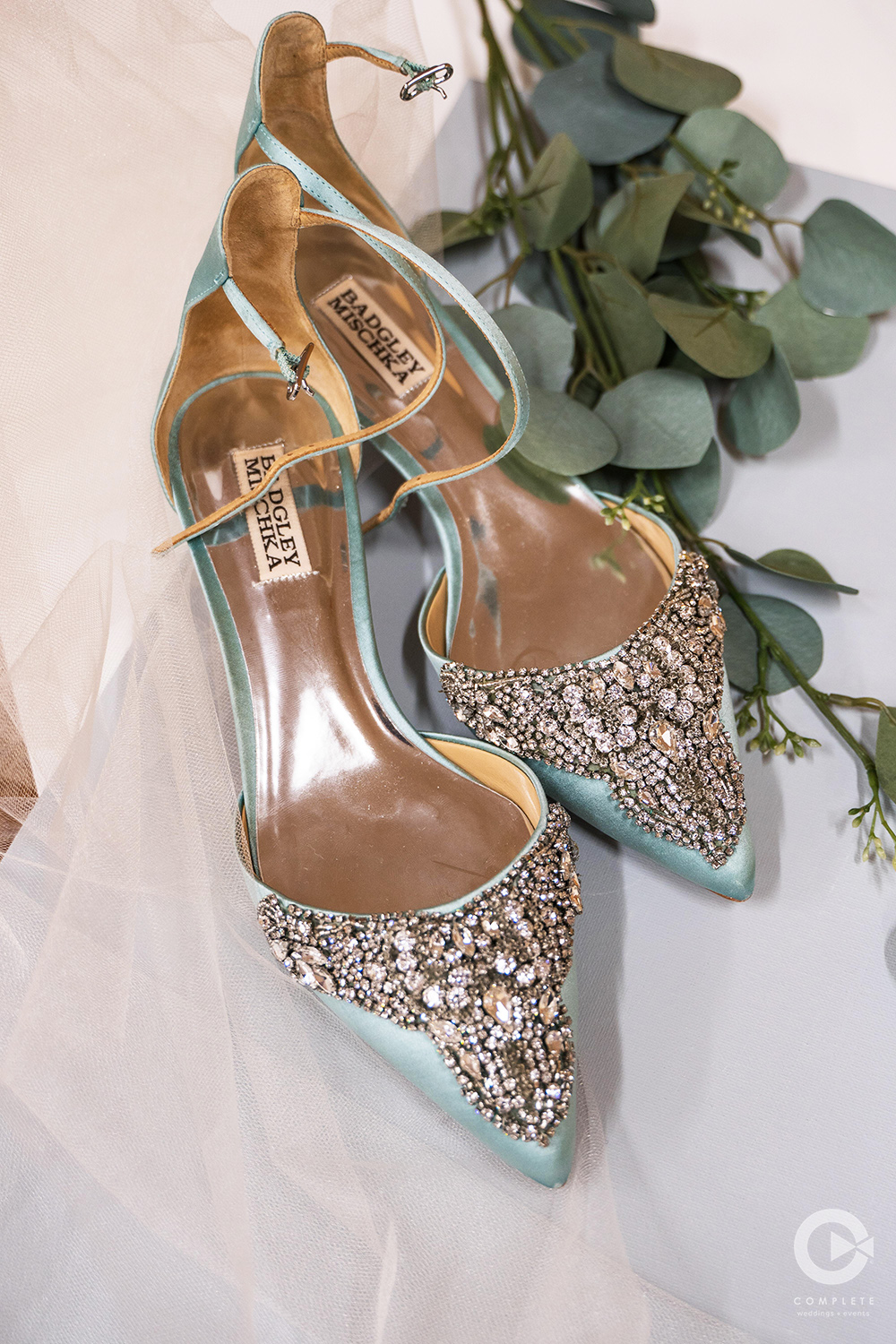 Wedding shoes, high heels vs flats on your wedding day