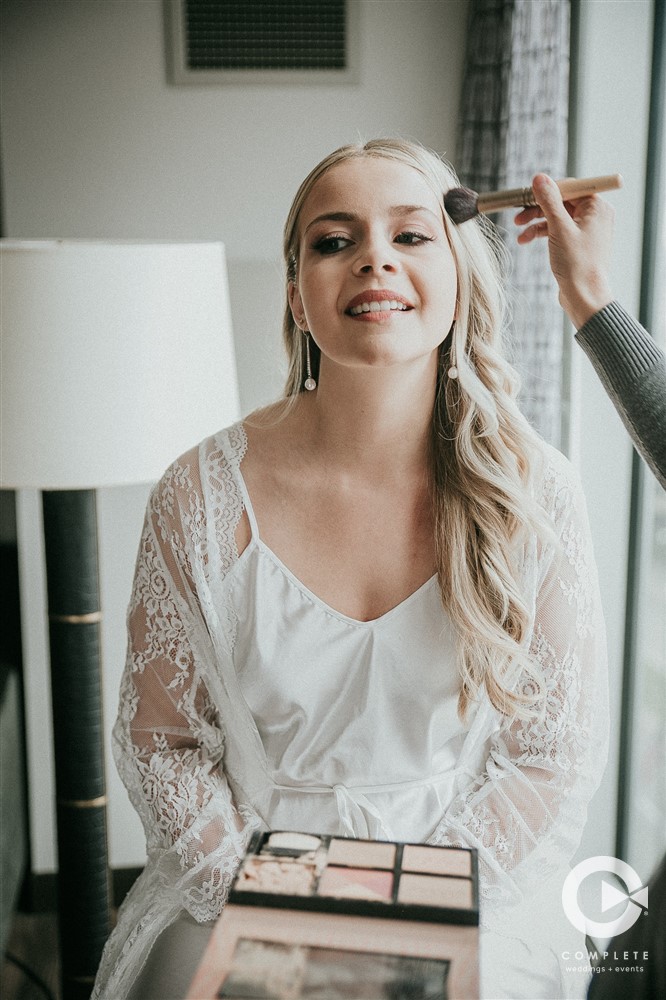 moments to capture bride makeup