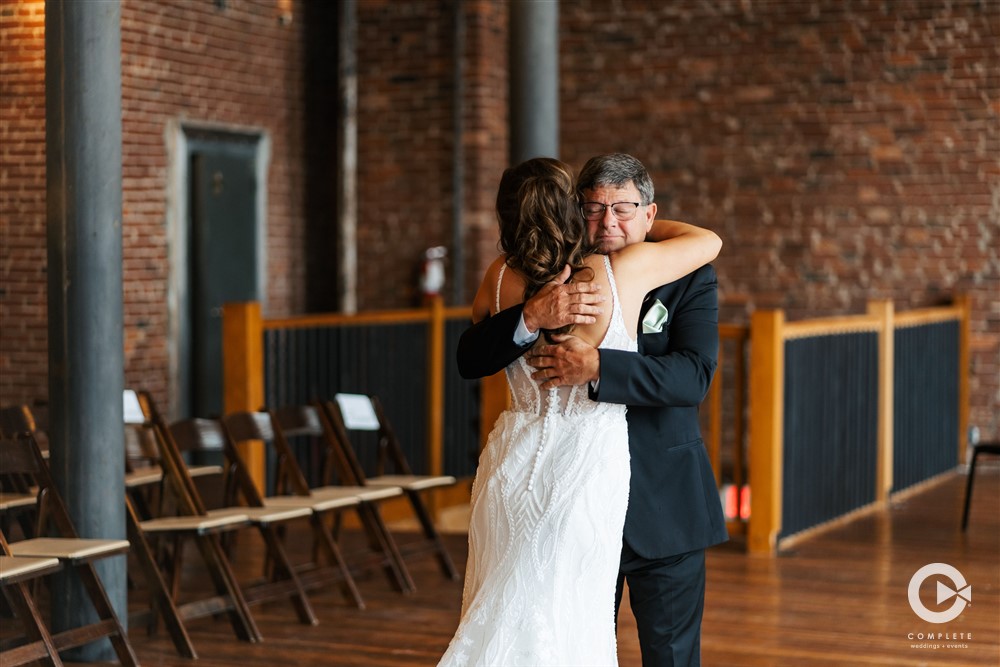 father daughter first look