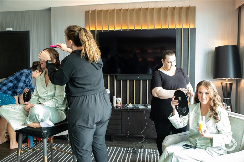 brides getting ready