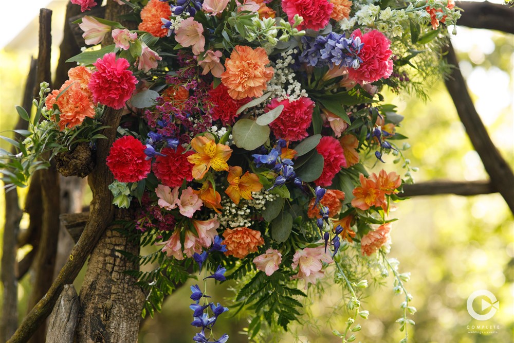 summer wedding flowers