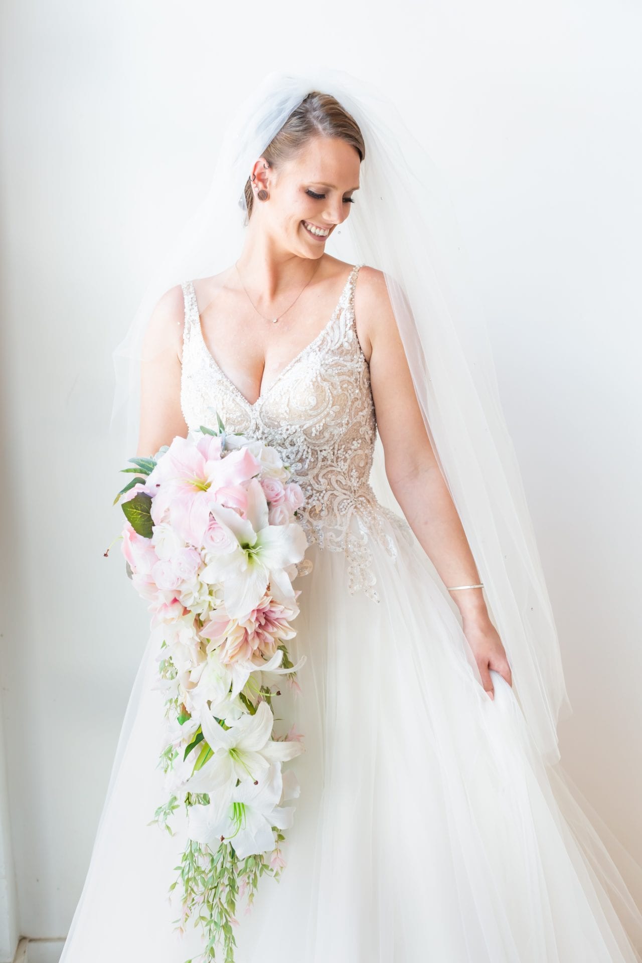 bouquet with light pink and white wedding colors