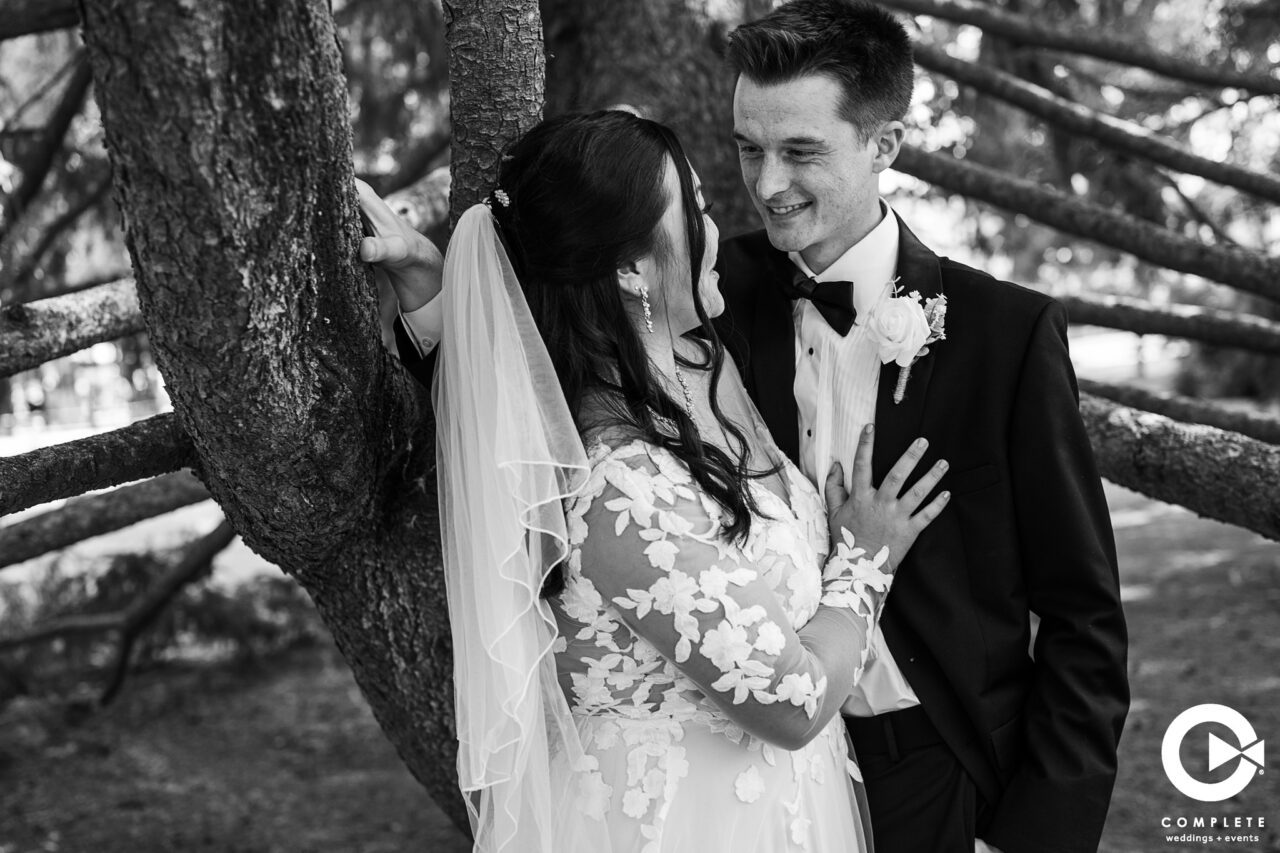 Kansas Bride & Groom Wedding Photography