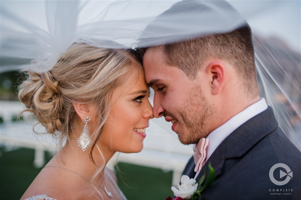 Josh & Lexie | Willows Bend Wedding | Carbondale, KS