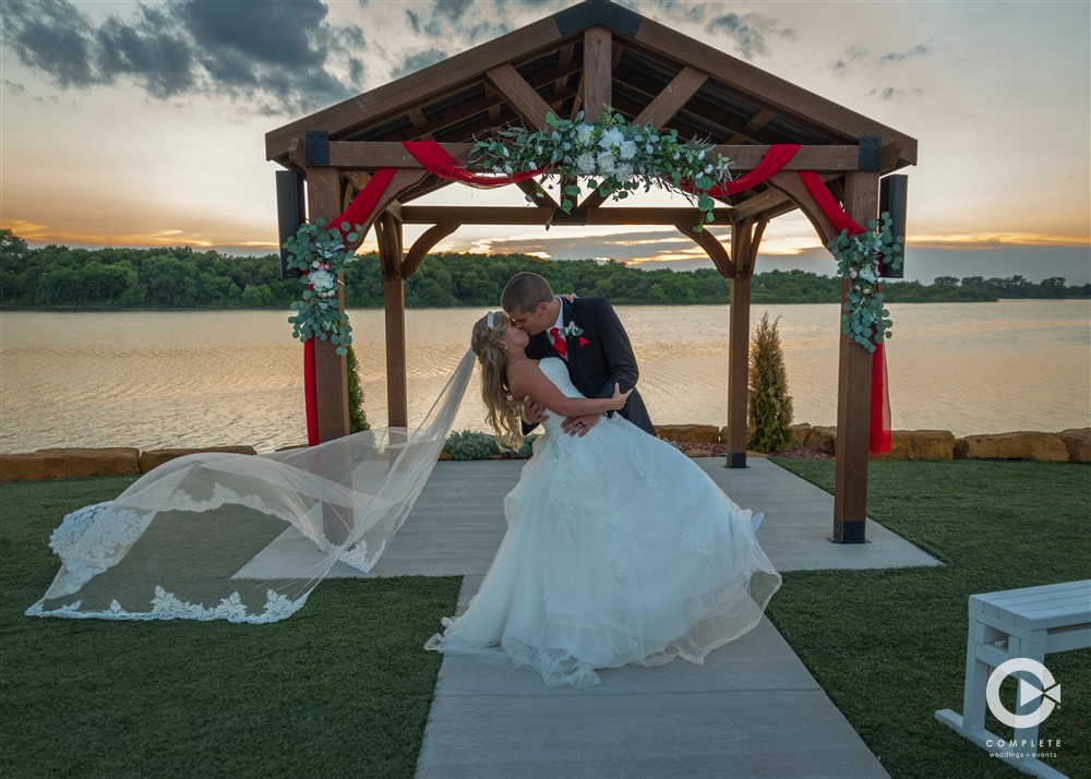 Bride & Groom