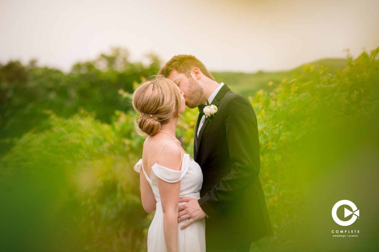 Liquid Art Winery Weddings
