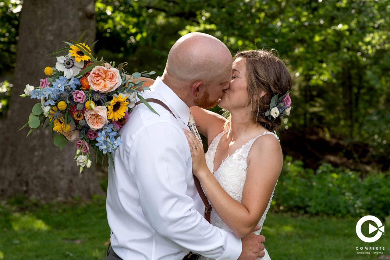 Kansas Bride & Groom