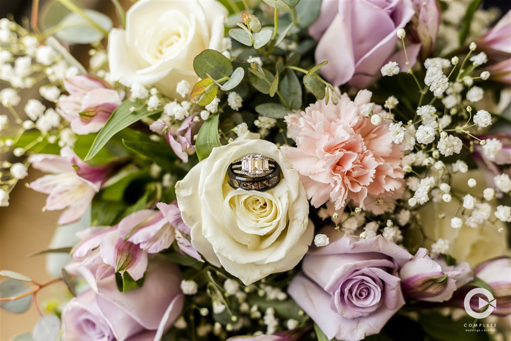 wedding planning manhattan ks