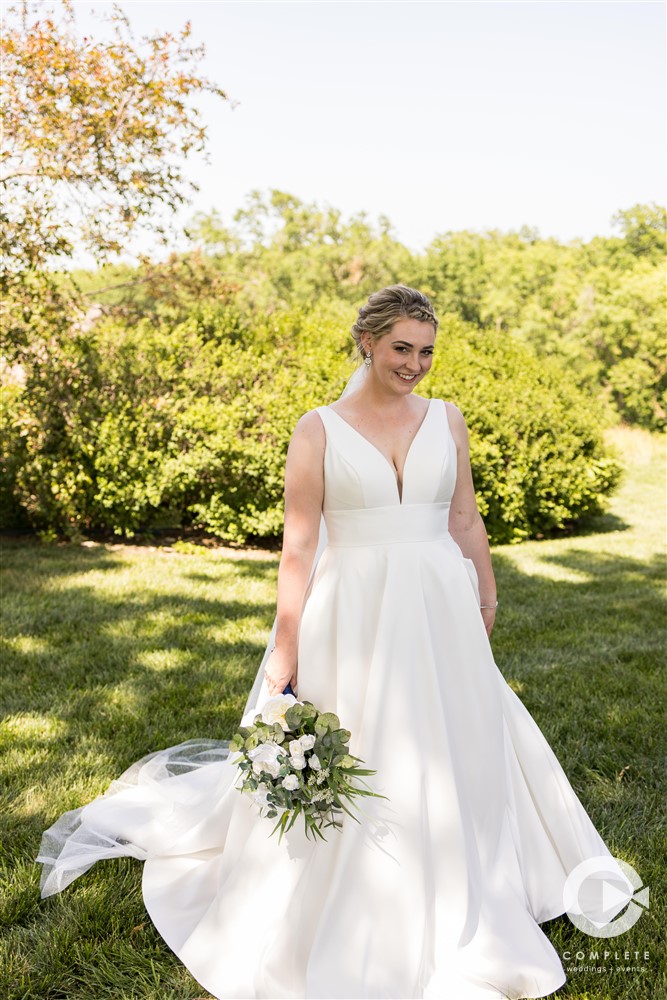 Minimalistic Wedding Dress Kansas Wedding Photography