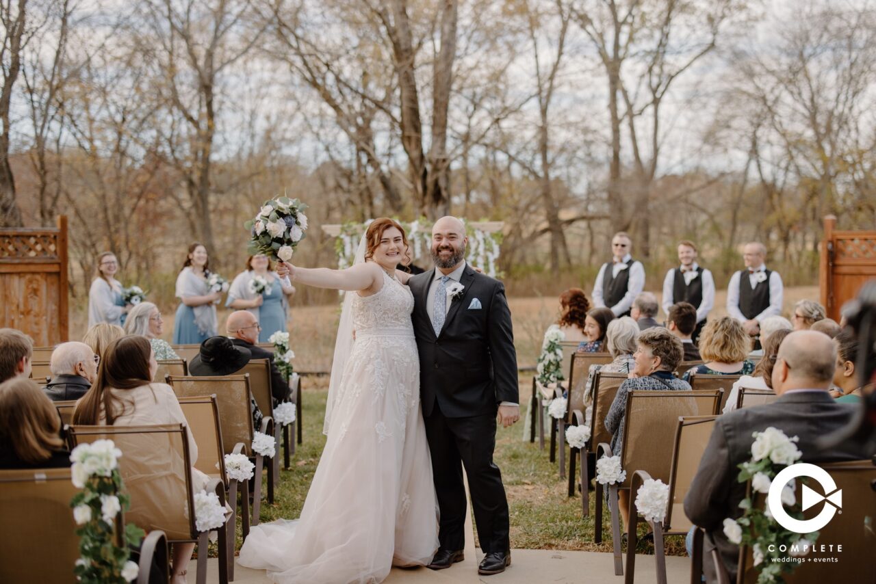 Small Kansas Wedding Arterra Gallery Lawrence Weddings Complete Weddings + Events Photography