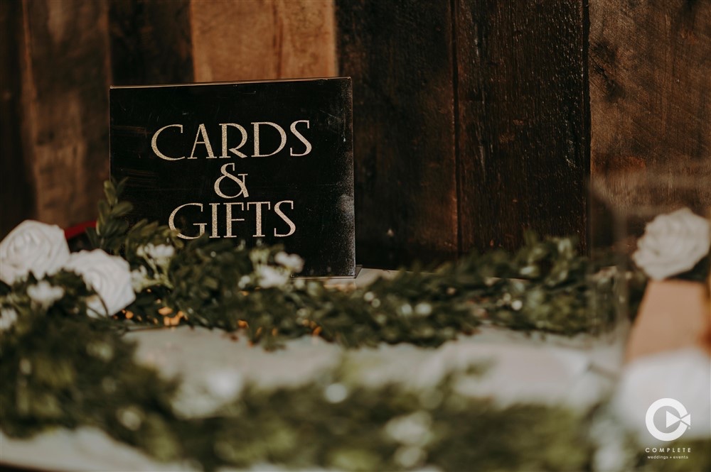 Wedding Registry Must-Haves and Must-Dos!