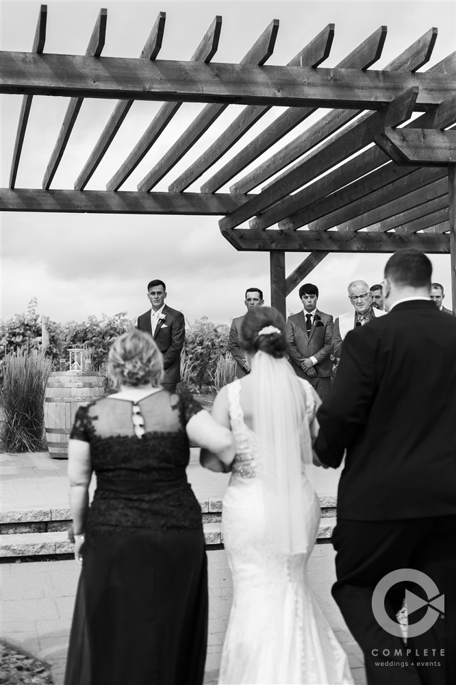 Eastern Nebraska Wedding Photography