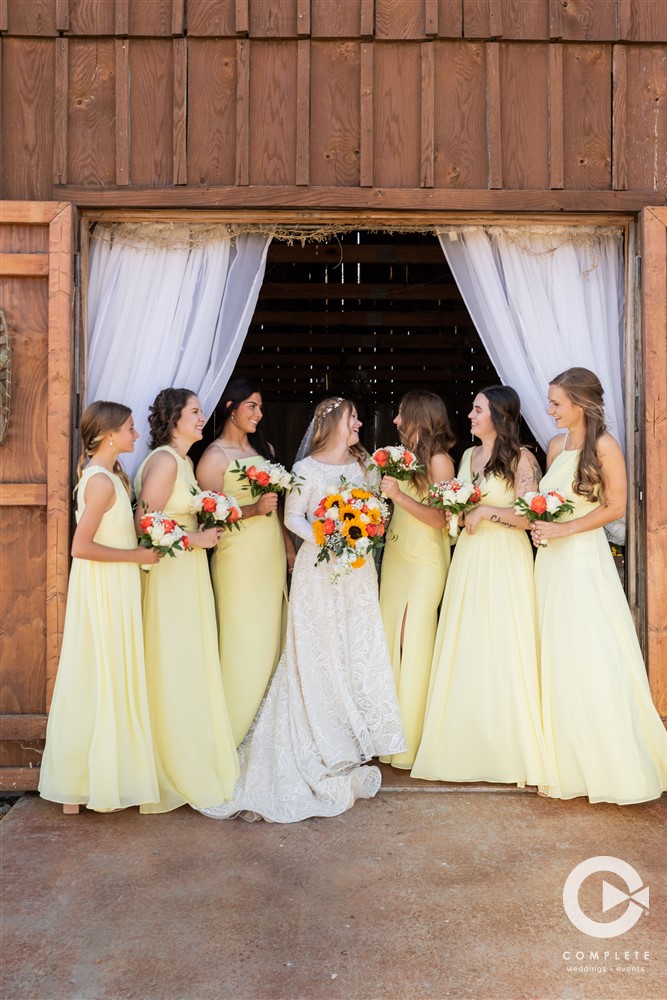 yellow and pink summer wedding colors