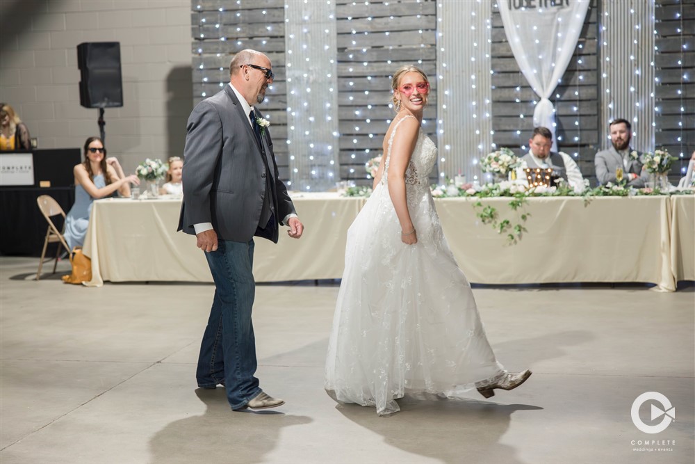 photographer wedding at Buffalo County fairgrounds