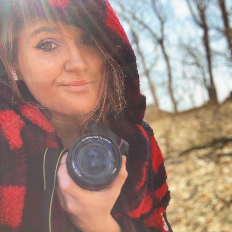 Samantha - Wedding Photographer in Knoxville, TN