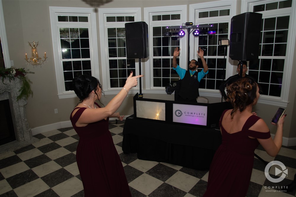 Lancaster PA Wedding DJs Qualities