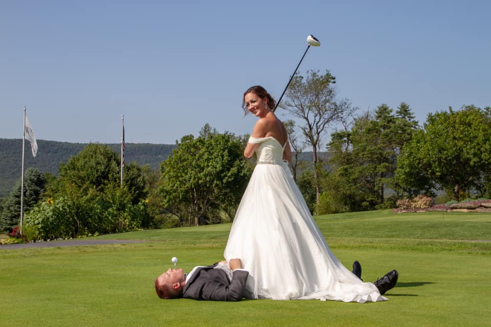 Woodstone Country club, Golfing, bride and groom