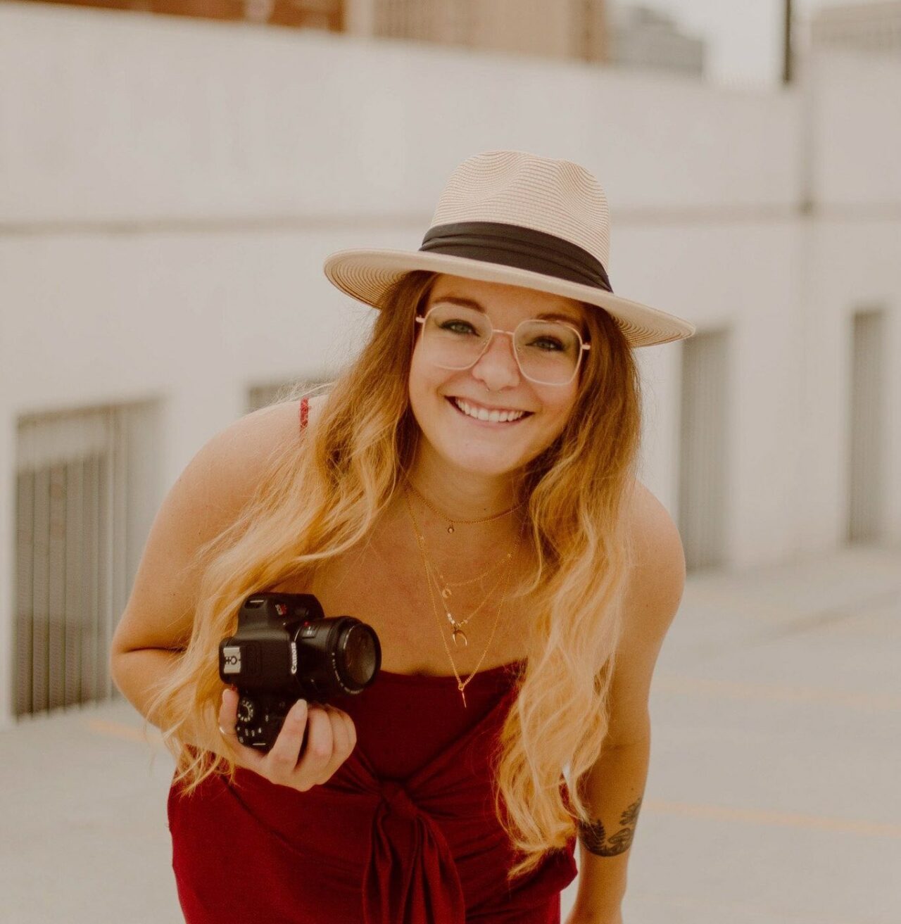 Complete Photographer Lena Stefon