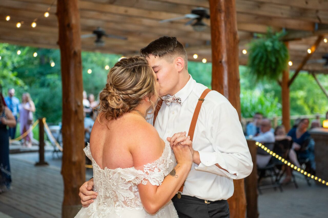 Bride & Groom Kissing on the dancefloor