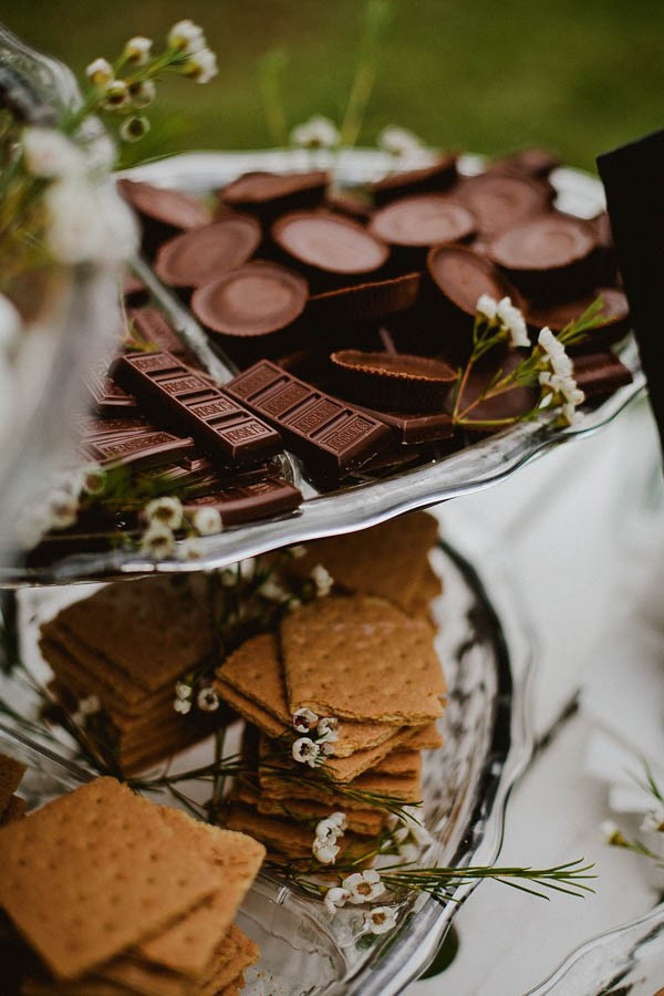 S'mores table Wedding Desserts