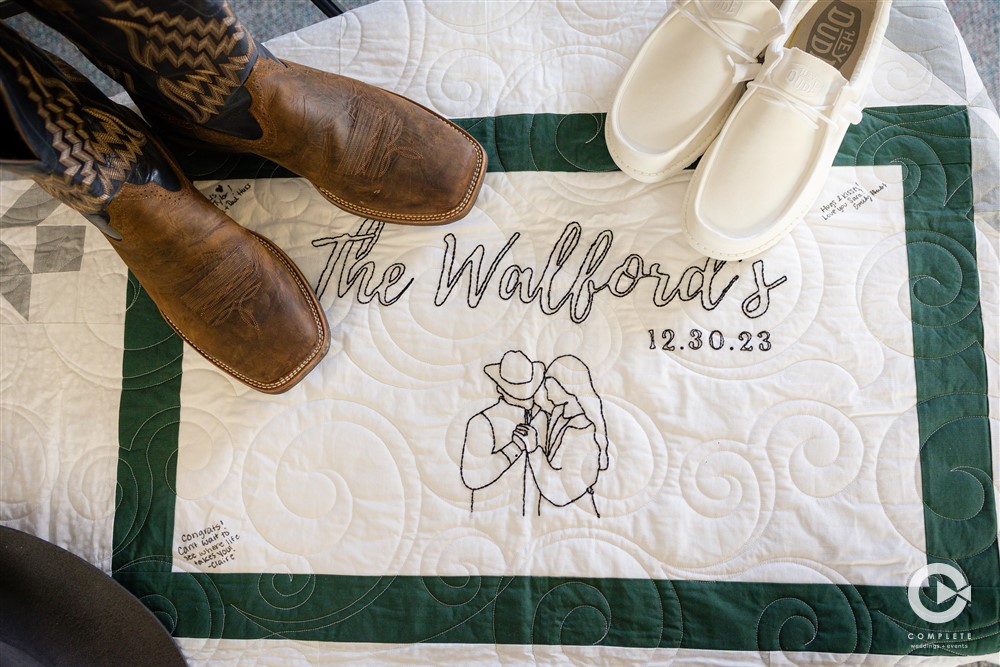 unique wedding guestbook ideas