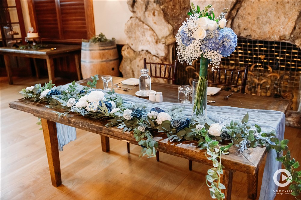 frosty blue wedding decor