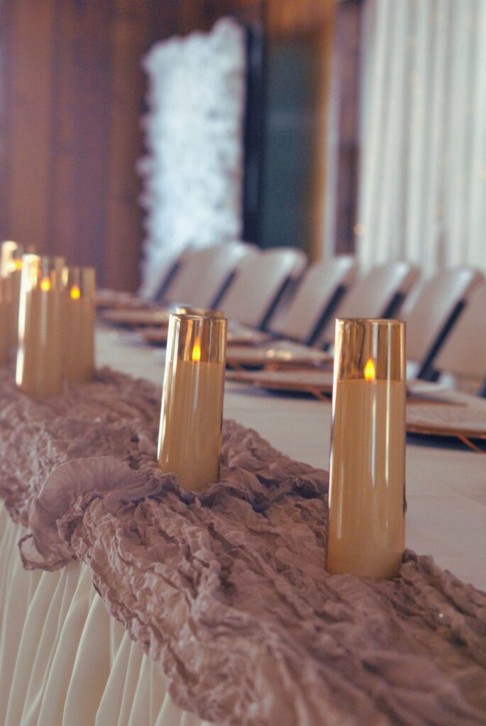 Making Vintage Wedding Themes Work with Modern Tech