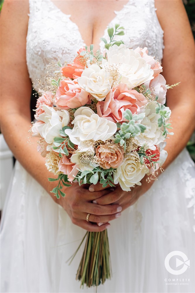 pink and mint wedding flowers
