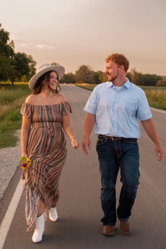 engagement photo outfits