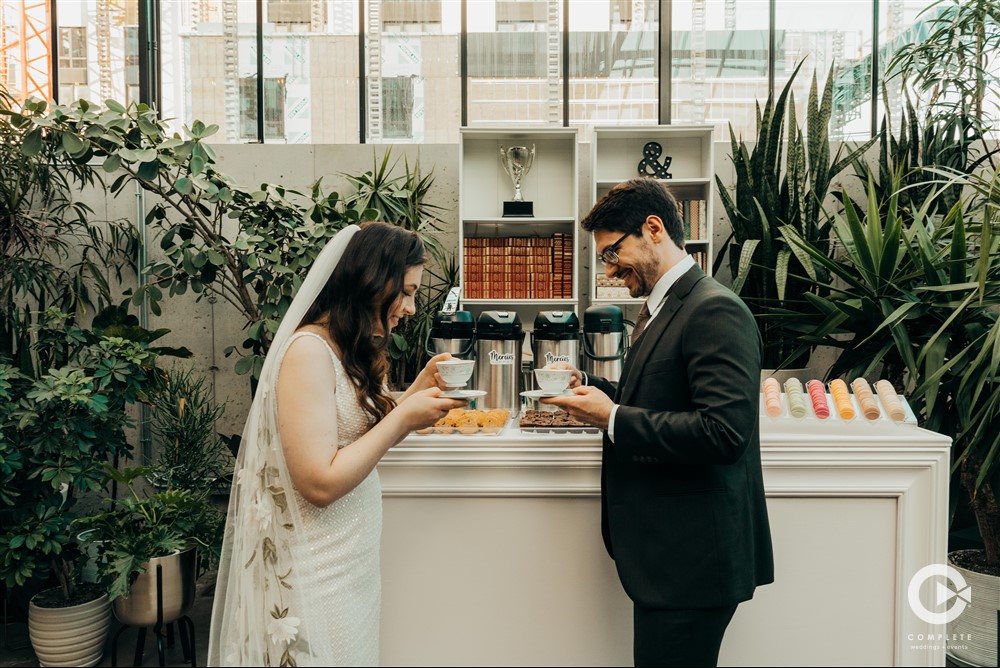 non traditional wedding cake