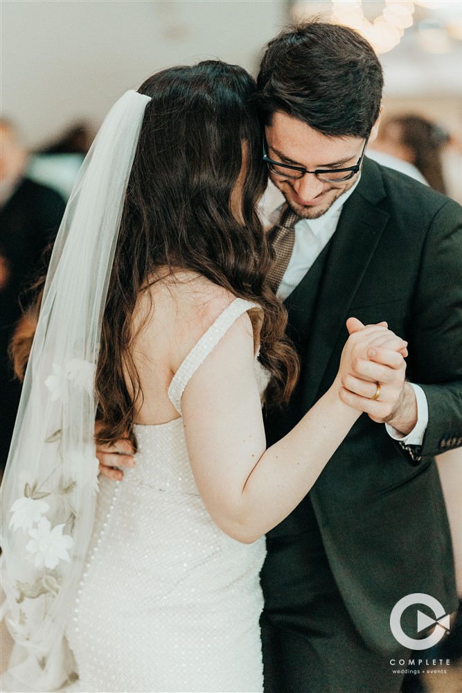 wedding first dance pics