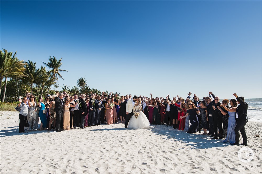 How To Share Your Melbourne Wedding Photos With All Of Your Guests?