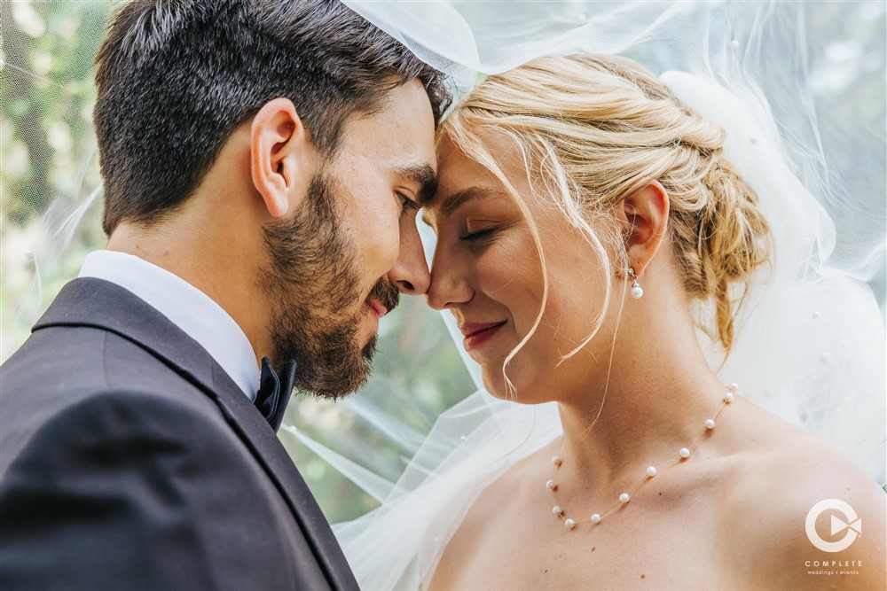 milwaukee bride and groom