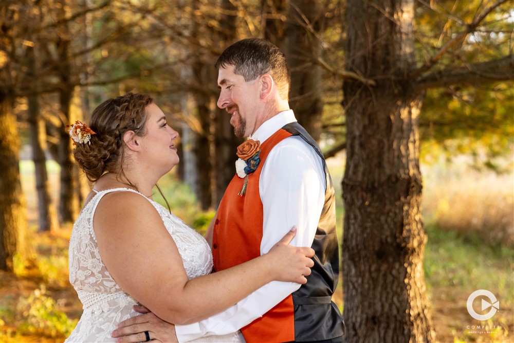 Minnesota Fall Wedding at the Braham Event Center