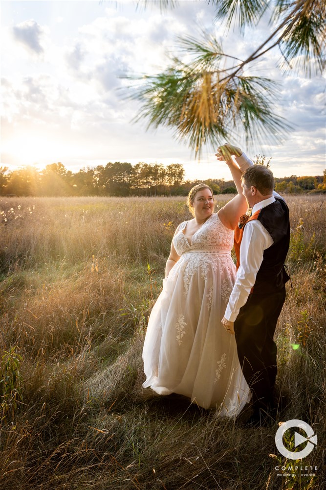 Minnesota Fall Wedding at the Braham Event Center