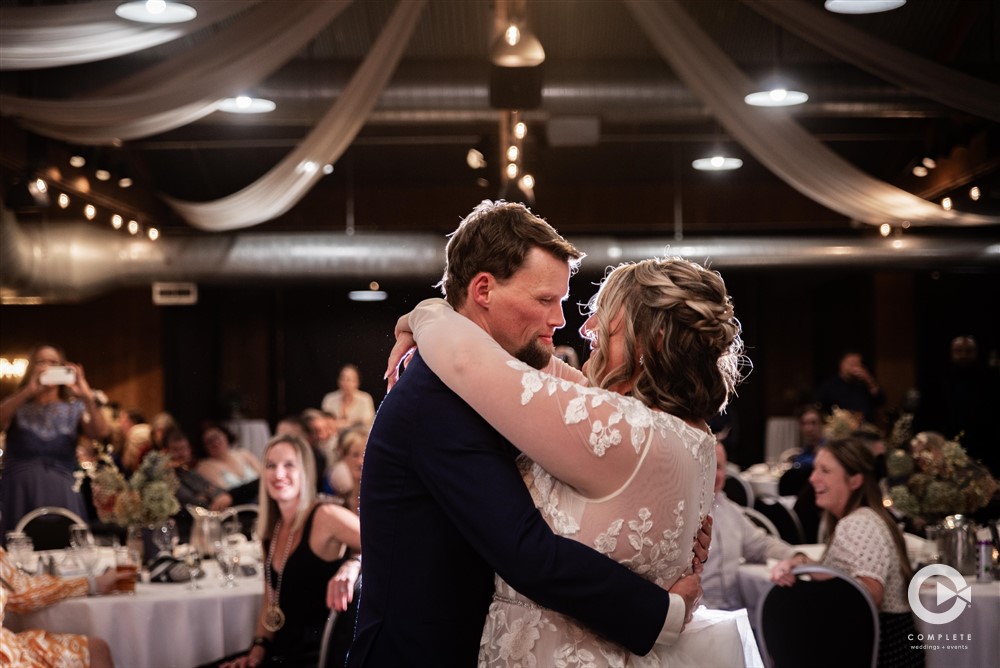 First Dance at a wedding with a Bride and groom