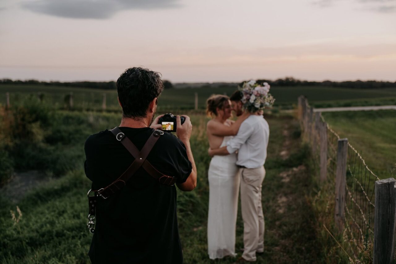 How Much Does a Wedding Photographer Cost in Minnesota?