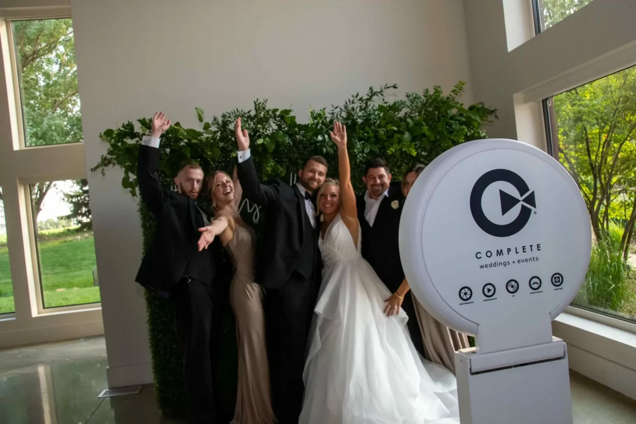 The Best Wedding Photo Booth Ideas for Modern Couples in Middle Tennessee