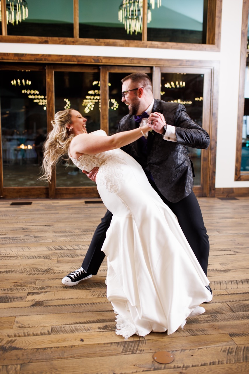 bride and groom first dance
