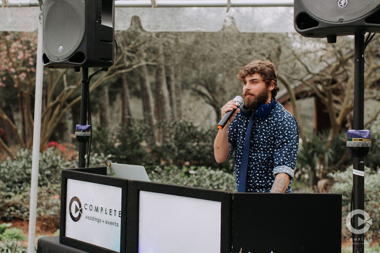 Best DJ Setup for Outdoor Weddings