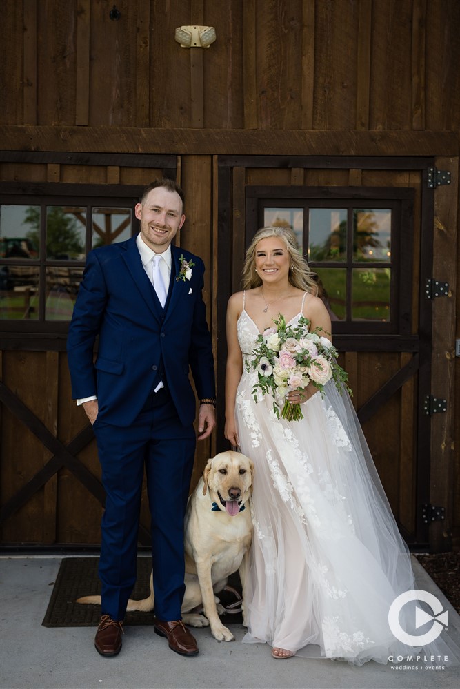 wedding photos with pet