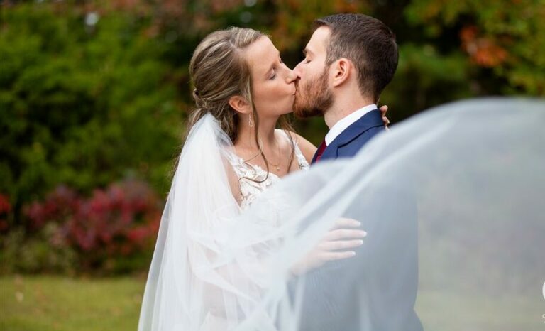 Tipping Wedding Vendors
