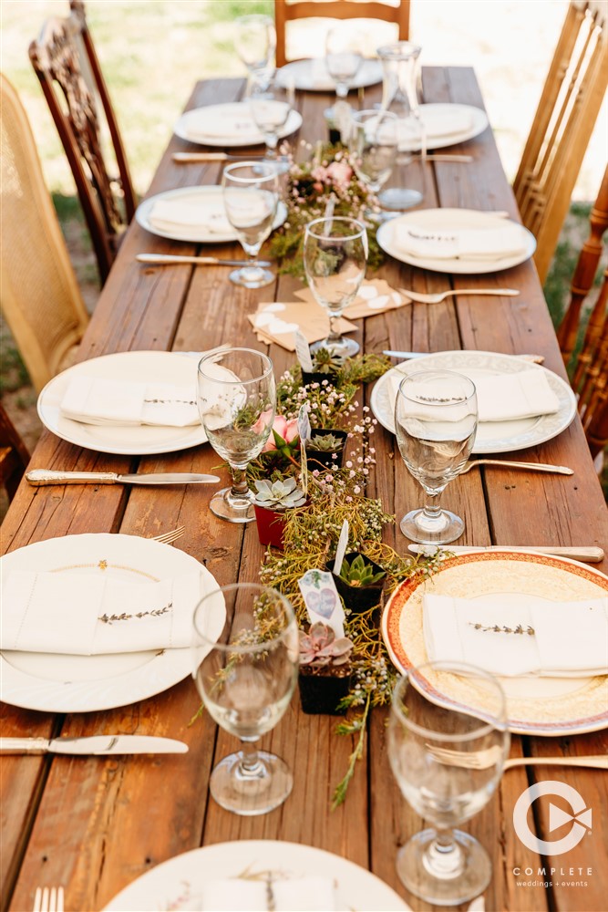 outdoor wedding table set