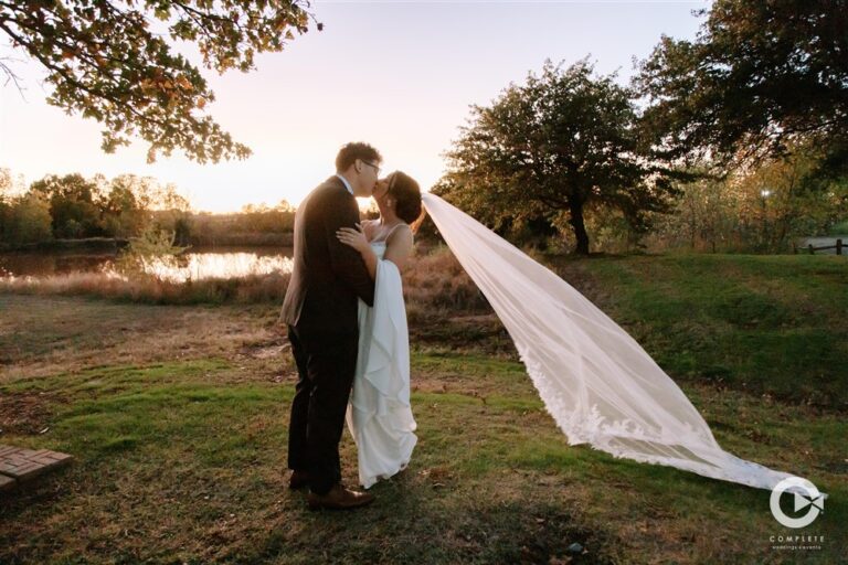 Outdoor wedding photo OKC